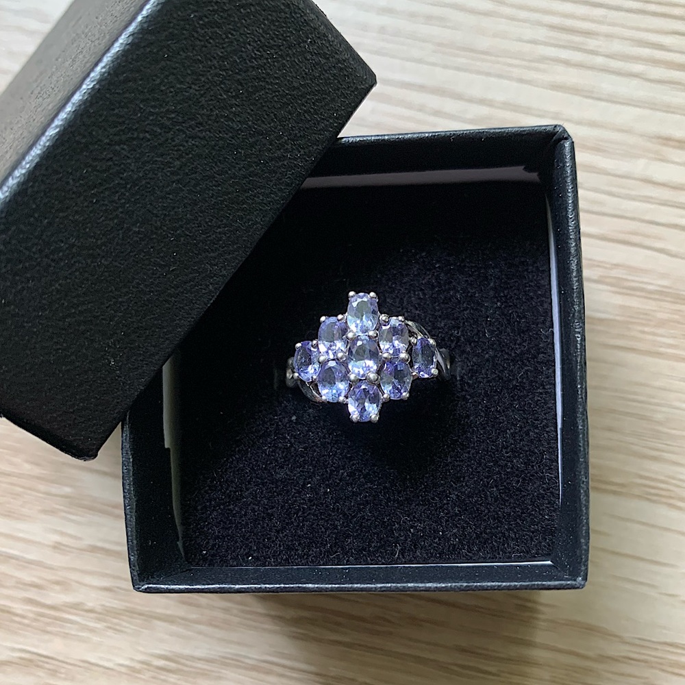 Tanzanite cluster ring